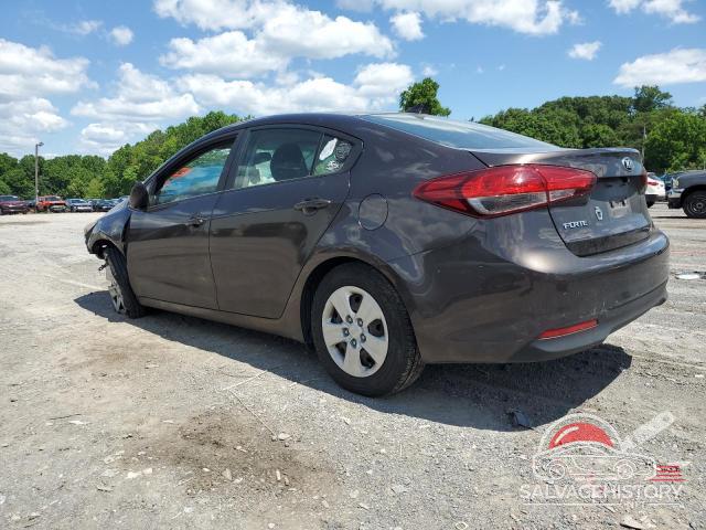 3KPFK4A79HE066363 2017 KIA FORTE photo no. 2