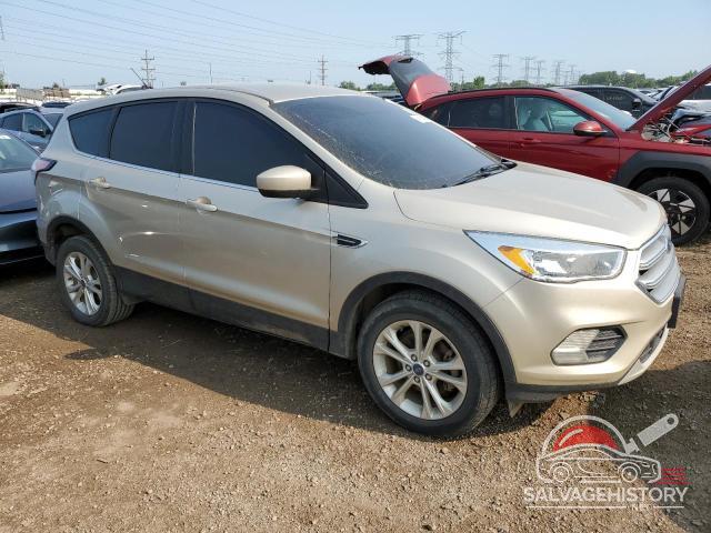 1FMCU0GD5HUD16598 2017 FORD ESCAPE photo no. 4