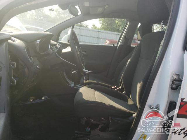 KL7CJKSBXJB523274 2018 CHEVROLET TRAX photo no. 7