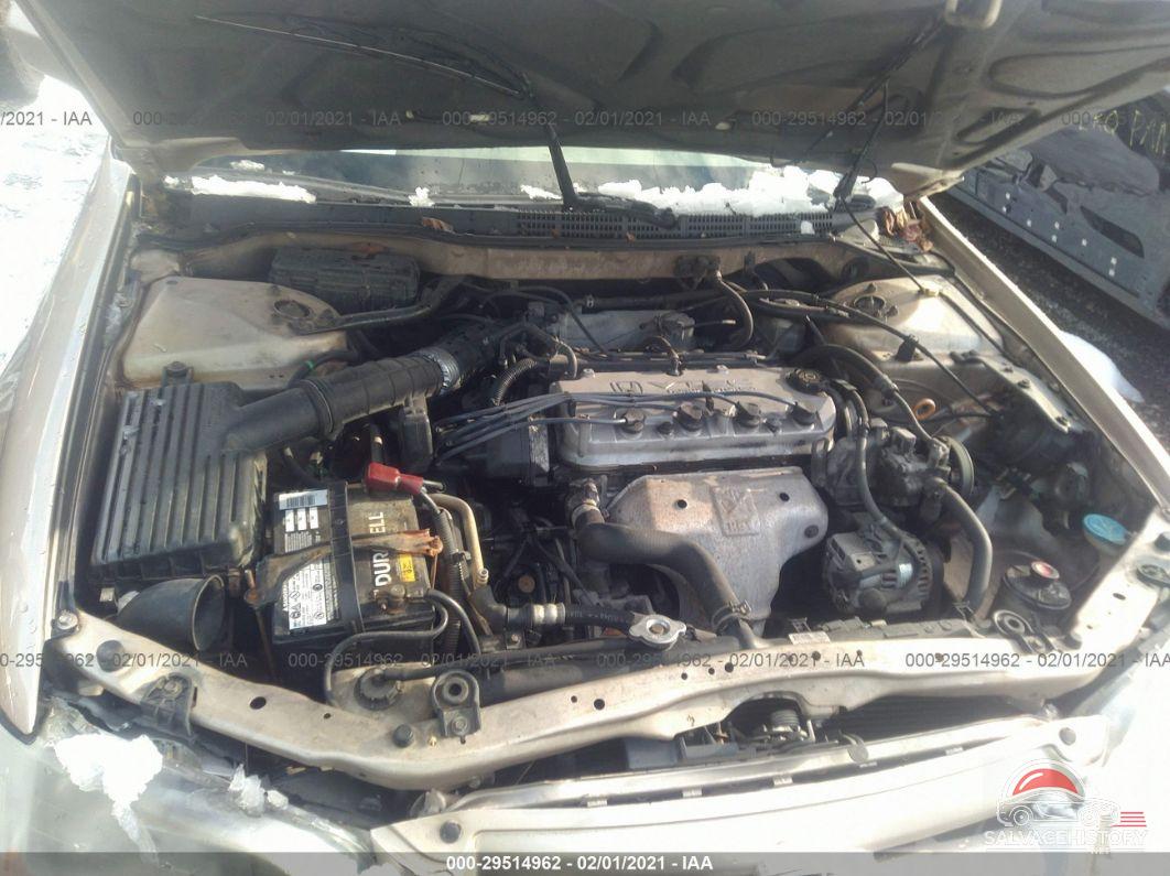 1HGCG564X2A062939 2002 HONDA ACCORD SDN photo no. 10