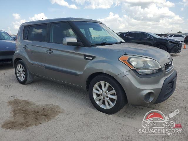 KNDJT2A56D7612296 2013 KIA SOUL photo no. 4