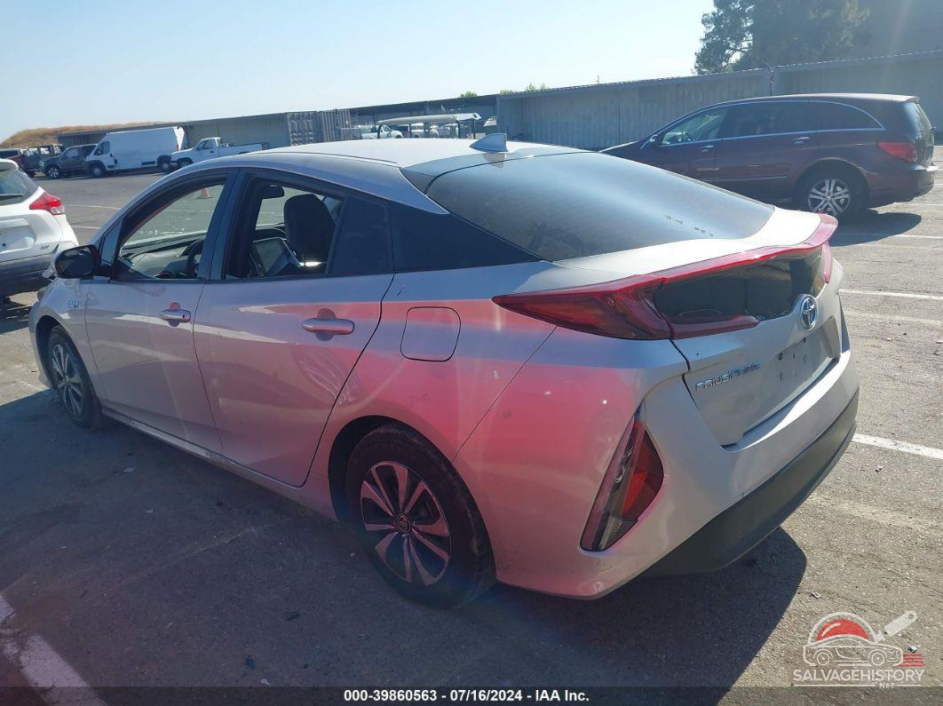 JTDKARFP9J3089792 2018 TOYOTA PRIUS PRIME photo no. 3