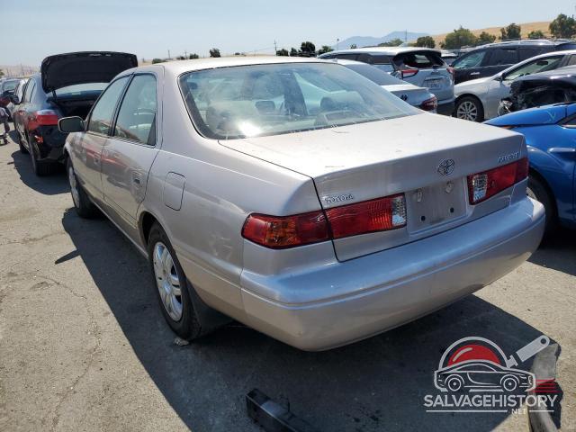 4T1BG22K71U114940 2001 TOYOTA CAMRY photo no. 2