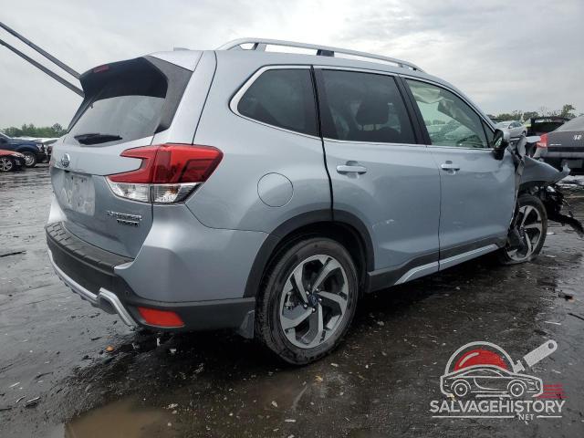 JF2SKARC3PH481476 2023 SUBARU FORESTER photo no. 3