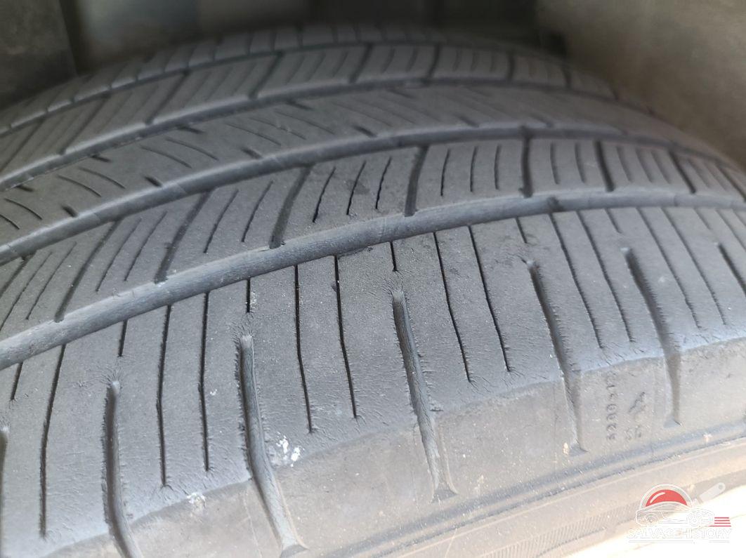 1FMCU0GD0JUC91387 2018 FORD ESCAPE photo no. 8