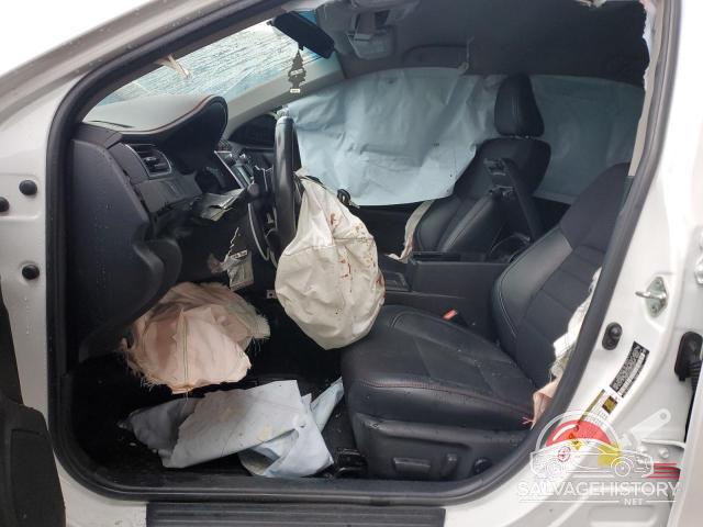 4T1BF1FK2HU410501 2017 TOYOTA CAMRY photo no. 7