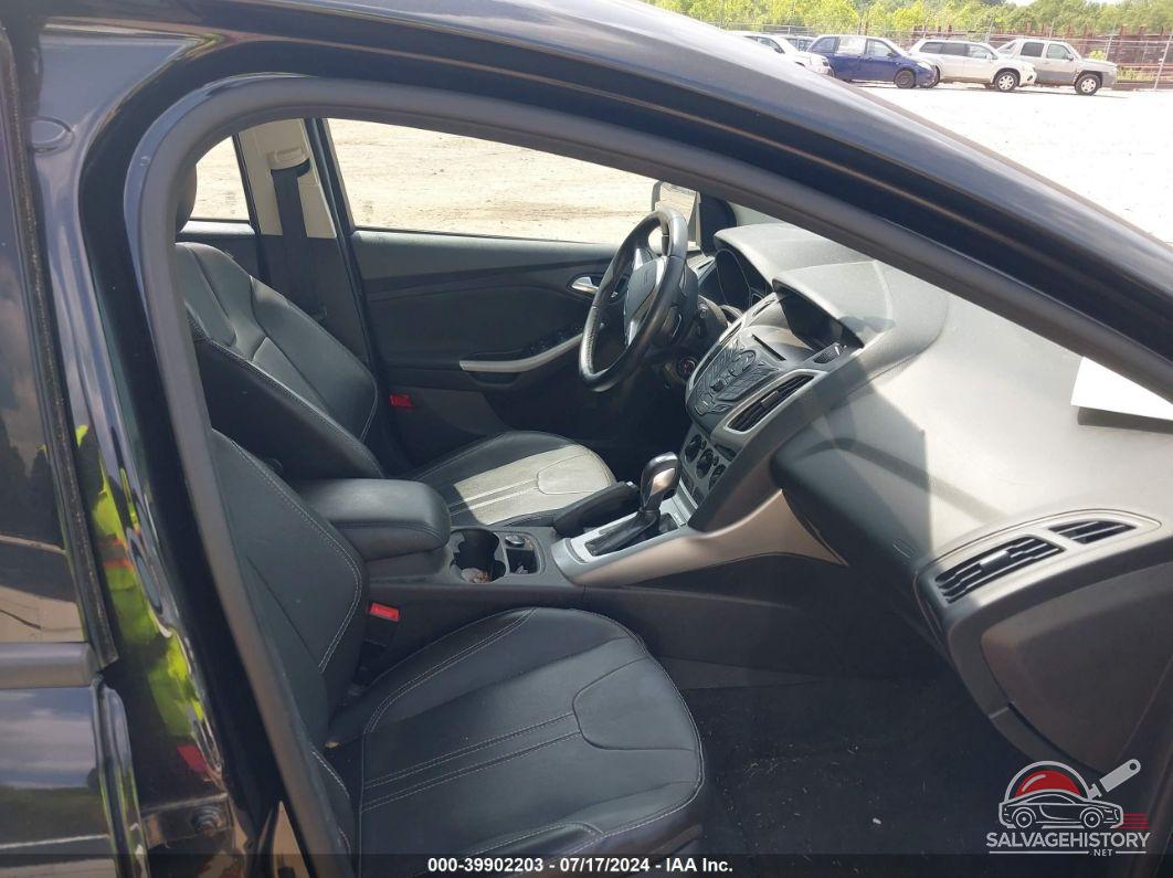 1FADP3K24EL319233 2014 FORD FOCUS photo no. 5