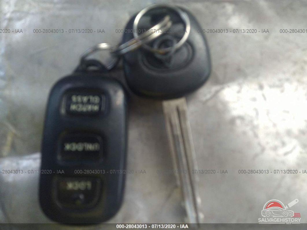 2T1LR30E26C552193 2006 TOYOTA MATRIX photo no. 11