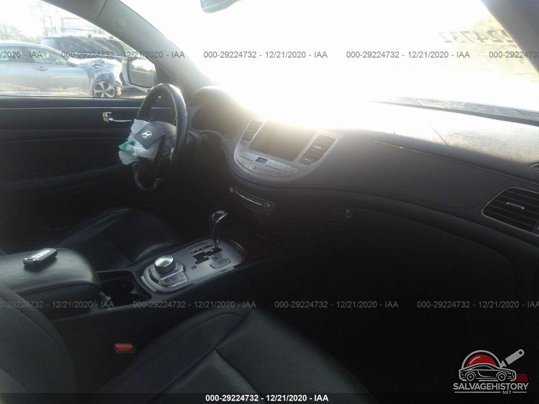 KMHGC4DE6AU098864 2010 HYUNDAI GENESIS photo no. 5