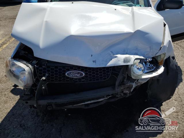 1FMYU93145KB84768 2005 FORD ESCAPE photo no. 11