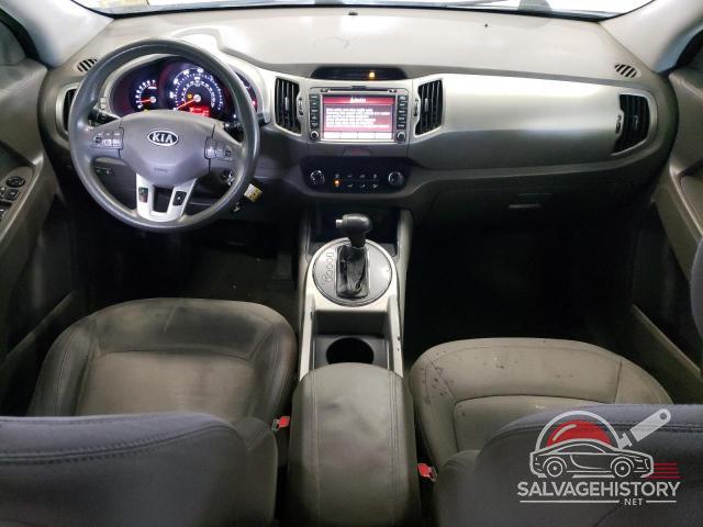 KNDPBCA2XB7102068 2011 KIA SPORTAGE photo no. 8