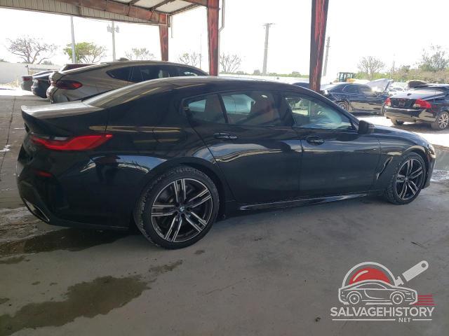 WBAGV2C07PCL76031 2023 BMW 8 SERIES photo no. 3