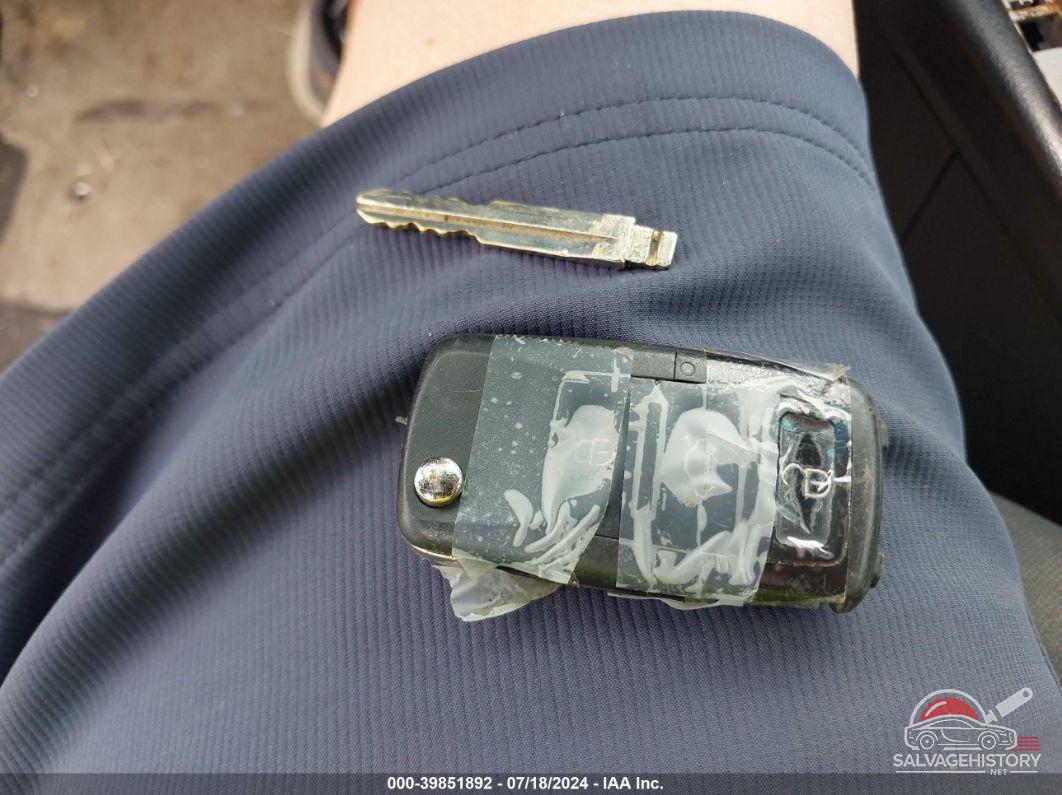 4T1BF3EK7AU005740 2010 TOYOTA CAMRY photo no. 11