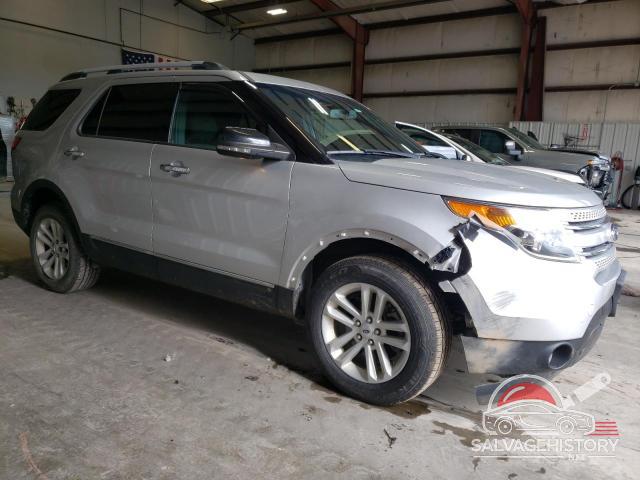 1FM5K8D89DGB06776 2013 FORD EXPLORER photo no. 4