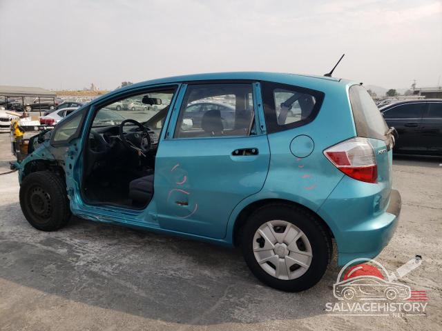 JHMGE8H39DC002068 2013 HONDA FIT photo no. 2