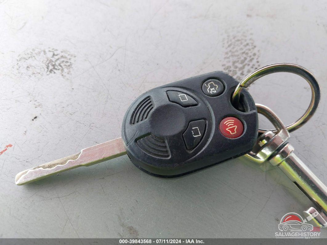 1FADP3K2XJL225075 2018 FORD FOCUS photo no. 11