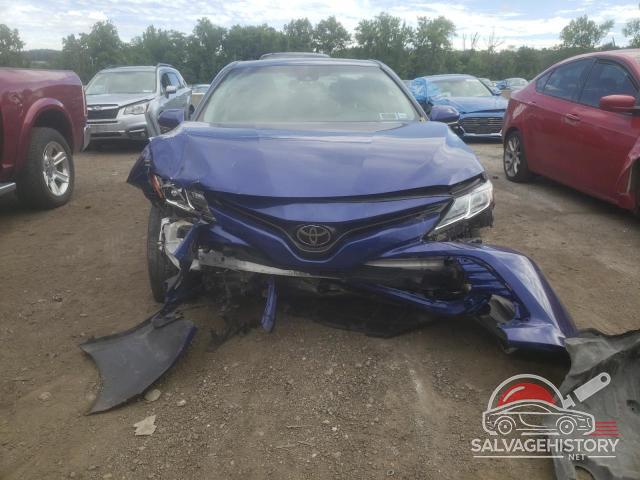 4T1B11HK9JU577388 2018 TOYOTA CAMRY photo no. 5
