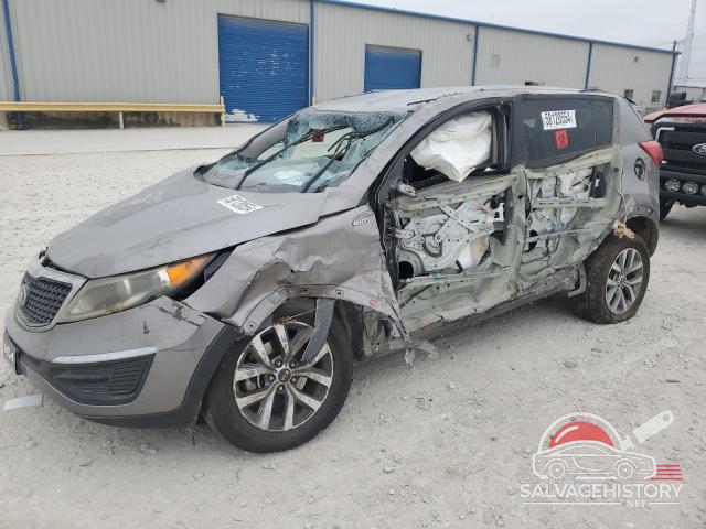 KNDPBCAC5E7638858 2014 KIA SPORTAGE photo no. 8