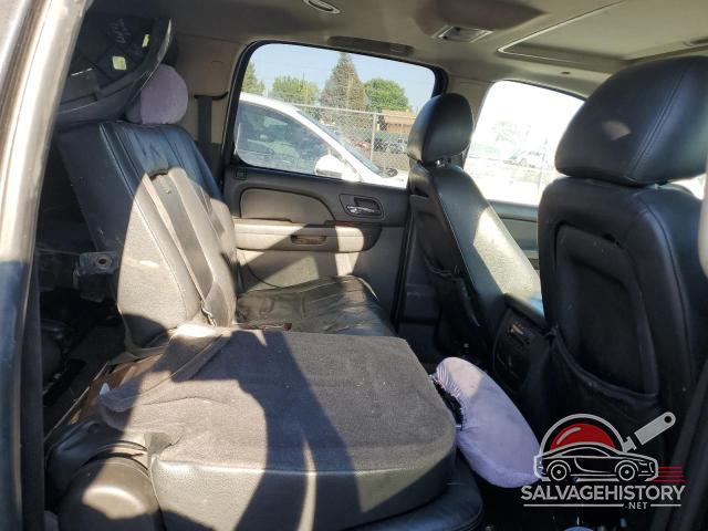 1GNUKHE39AR144664 2010 CHEVROLET SUBURBAN photo no. 11