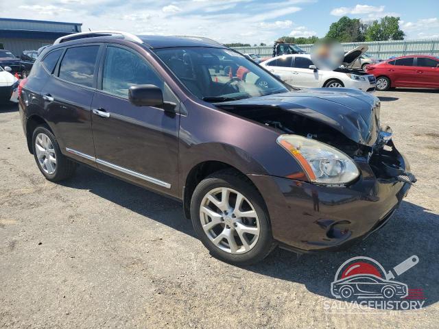 JN8AS5MV7DW136957 2013 NISSAN ROGUE photo no. 4