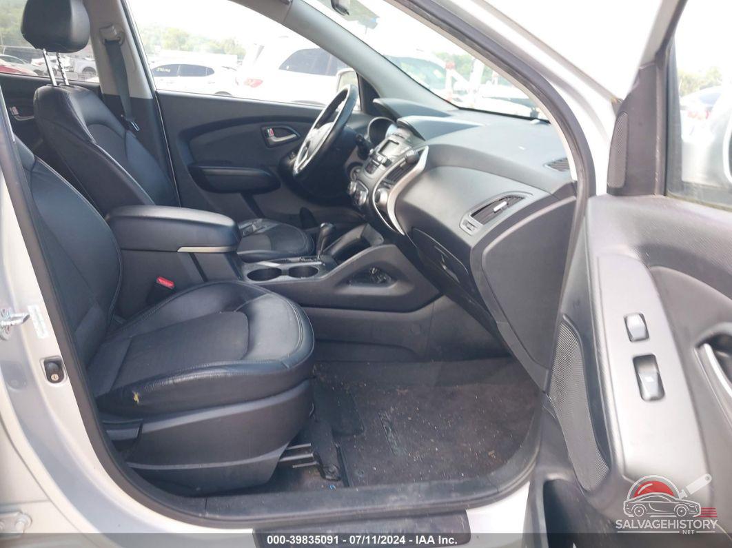 1FMYU03162KA44082 2002 FORD ESCAPE photo no. 5