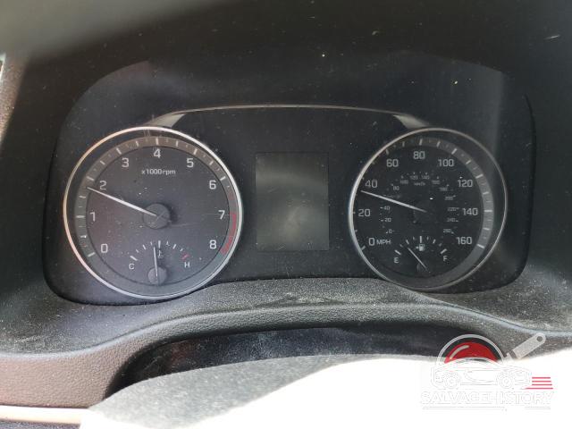 5NPD84LFXJH276014 2018 HYUNDAI ELANTRA photo no. 9