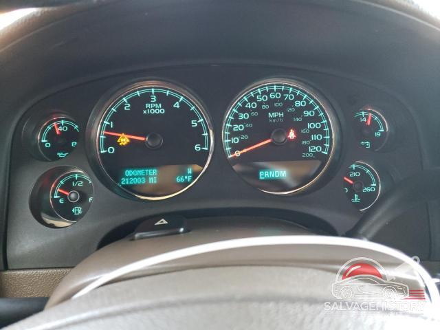 1GKUKCE0XAR202299 2010 GMC YUKON photo no. 9