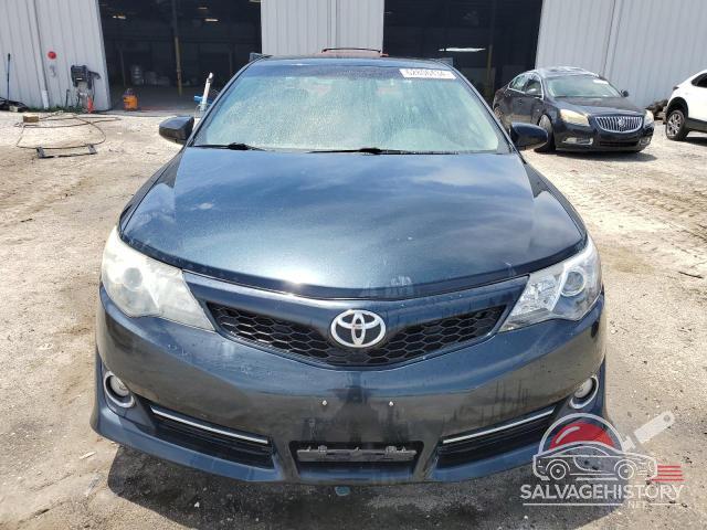 4T1BF1FK9EU753561 2014 TOYOTA CAMRY photo no. 5