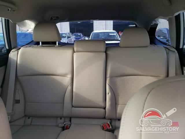 4S4BSENC9J3358227 2018 SUBARU OUTBACK photo no. 10