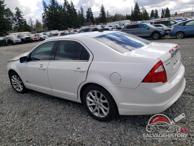 3FADP0L3XAR277734 2010 FORD FUSION photo no. 2