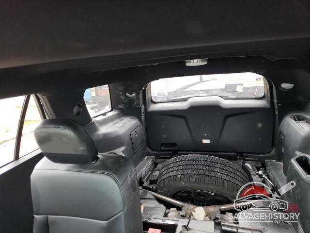 1FM5K8AR5HGB92834 2017 FORD EXPLORER photo no. 10