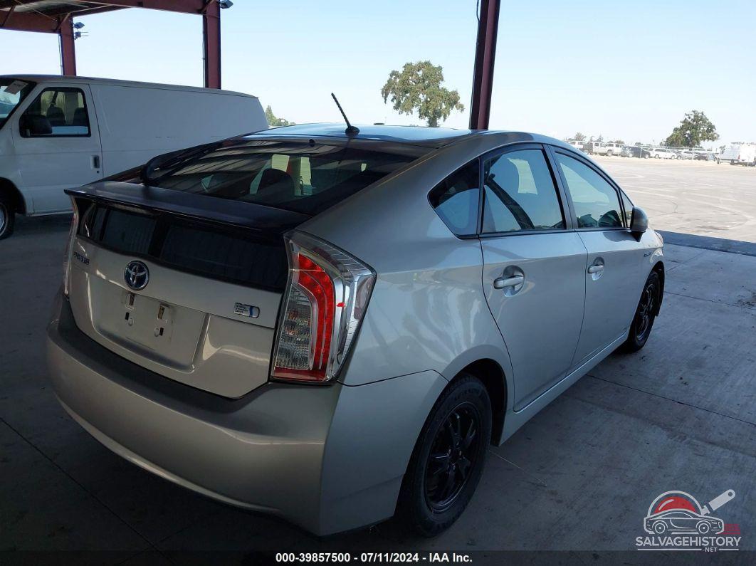 JTDKN3DU2D5677827 2013 TOYOTA PRIUS photo no. 4