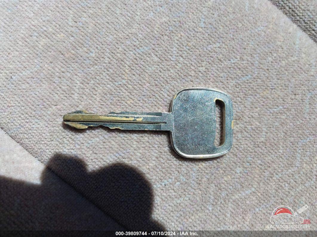 4T1BG22KXWU221066 1998 TOYOTA CAMRY photo no. 11