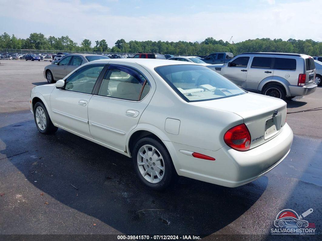 JN1CA31D91T822747 2001 NISSAN MAXIMA photo no. 3