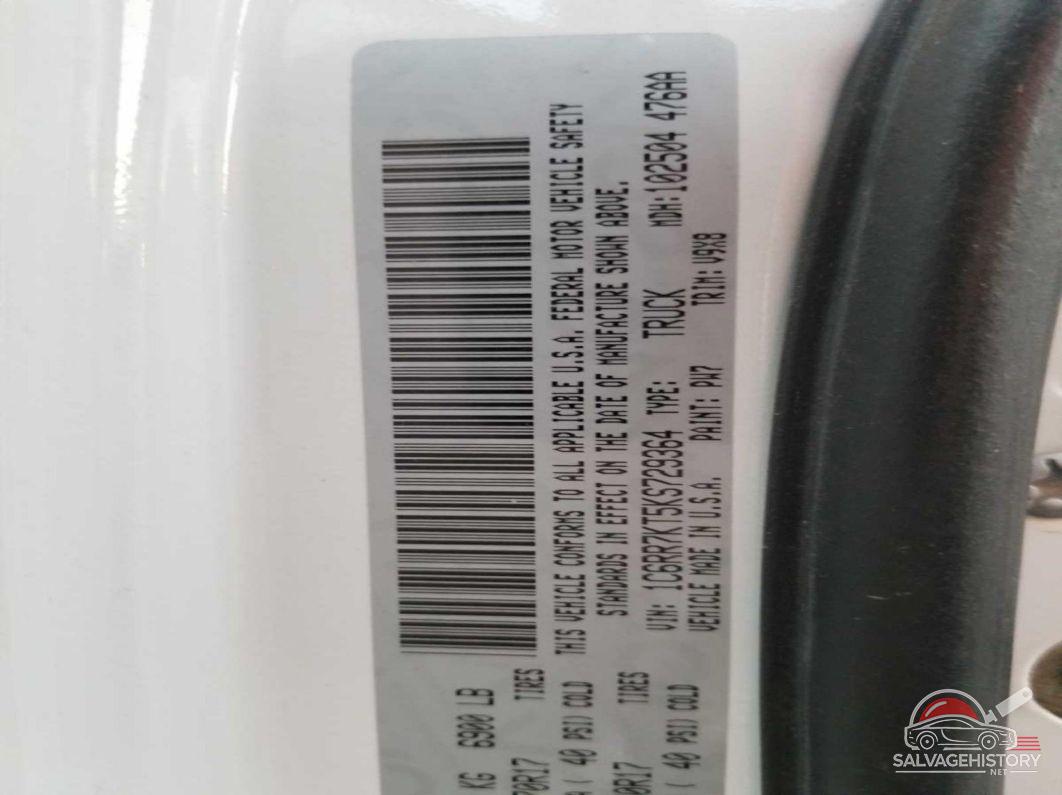 1C6RR7KT5KS729364 2019 RAM 1500 CLASSIC photo no. 2