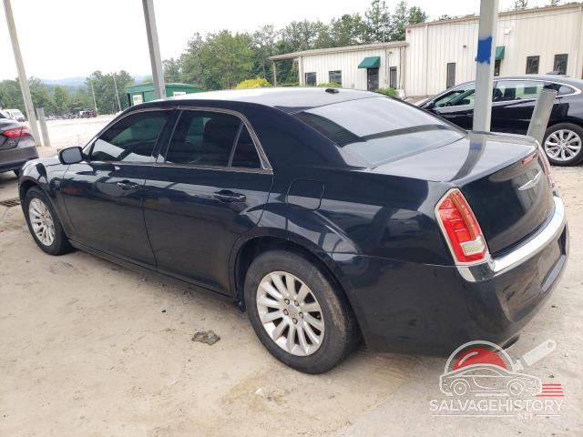 2C3CCAAG3DH732019 2013 CHRYSLER 300 photo no. 2