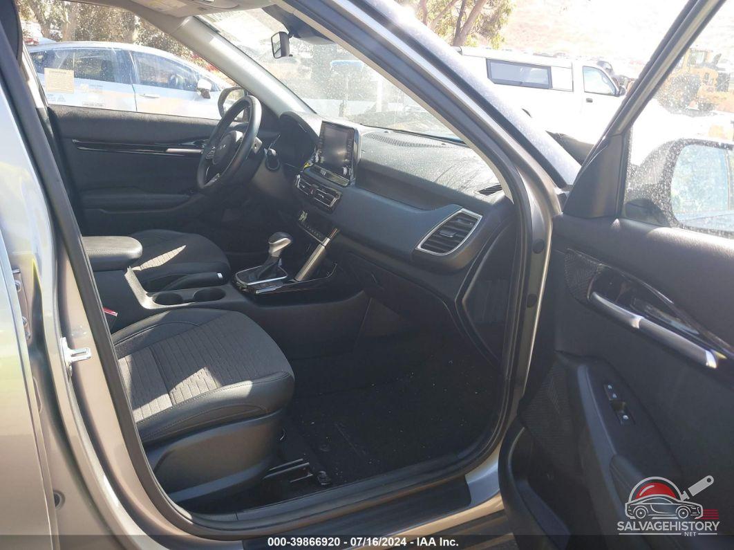KNDEU2AAXP7457719 2023 KIA SELTOS photo no. 5