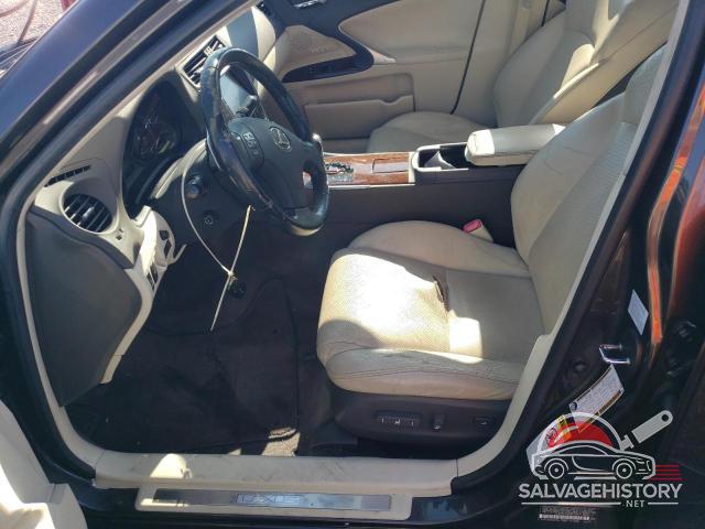 JTHCF5C26A5036073 2010 LEXUS IS photo no. 7