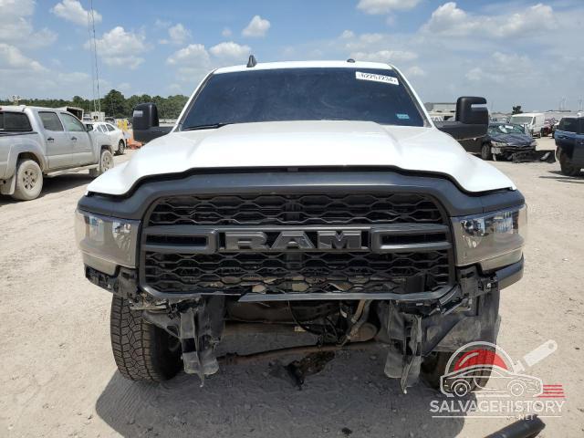 3C6UR5HJXRG135004 2024 RAM All Models photo no. 5