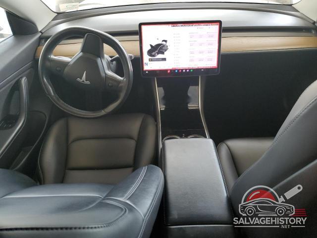 5YJ3E1EB8JF071349 2018 TESLA MODEL 3 photo no. 8