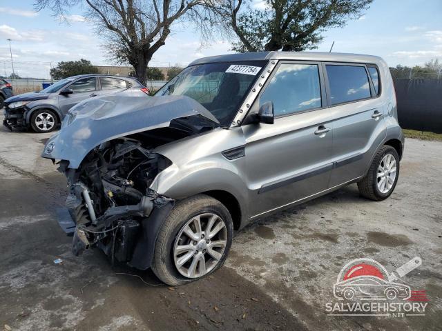 KNDJT2A62C7372865 2012 KIA SOUL photo no. 12
