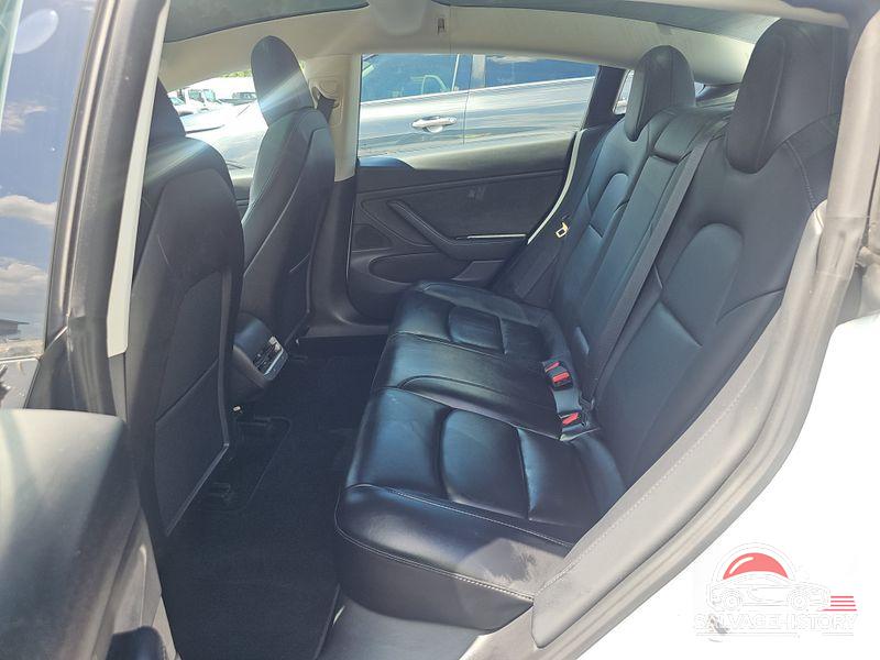 5YJ3E1EB7LF636807 2020 TESLA MODEL 3 photo no. 4