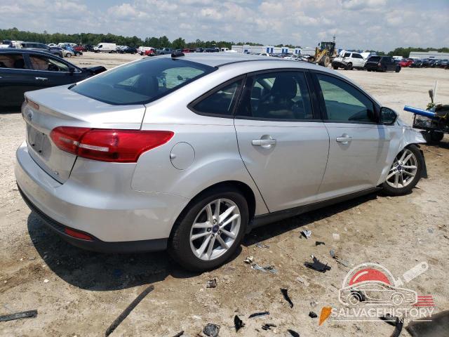 1FADP3F29JL288453 2018 FORD FOCUS photo no. 3