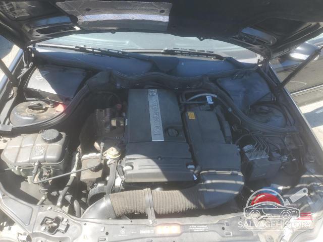 WDBRF40J65F721769 2005 MERCEDES-BENZ C-CLASS photo no. 11