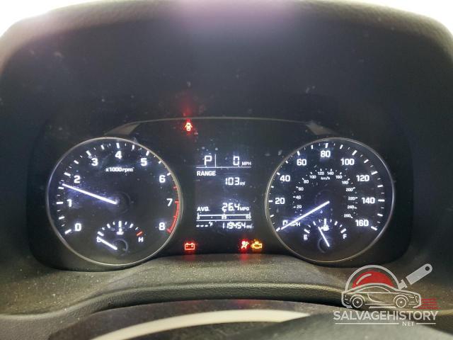 KMHD74LF8HU112940 2017 HYUNDAI ELANTRA photo no. 9