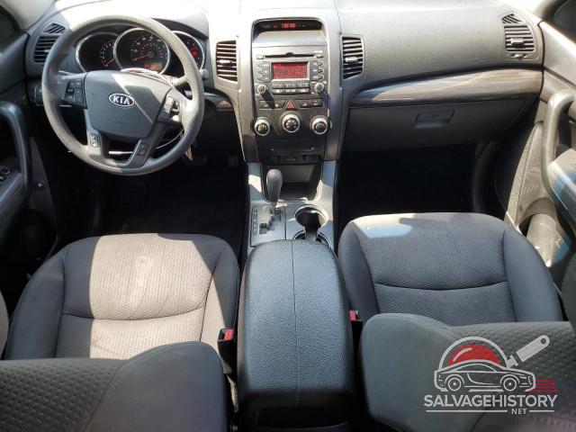 5XYKT3A16BG185158 2011 KIA SORENTO photo no. 8