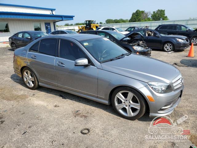 WDDGF8BB7BR181662 2011 MERCEDES-BENZ C-CLASS photo no. 4