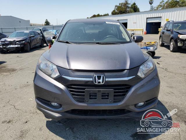 3CZRU6H52JM715272 2018 HONDA HR-V photo no. 5