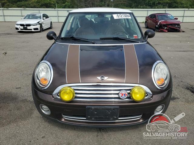 WMWMF3C52ATZ64329 2010 MINI COOPER photo no. 5