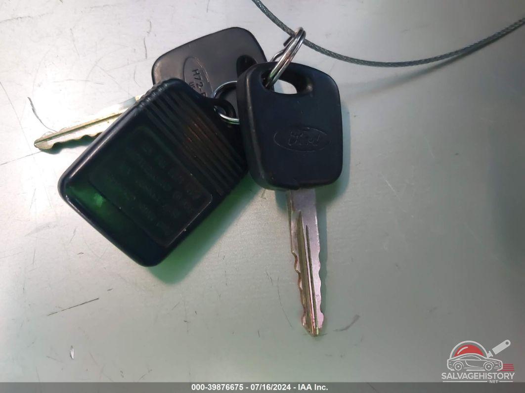 1FAFP40402F183339 2002 FORD MUSTANG photo no. 11